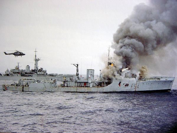 HMS Hardy (F54) wwwrjerrardcoukroyalnavygraftonhardyastargetjpg
