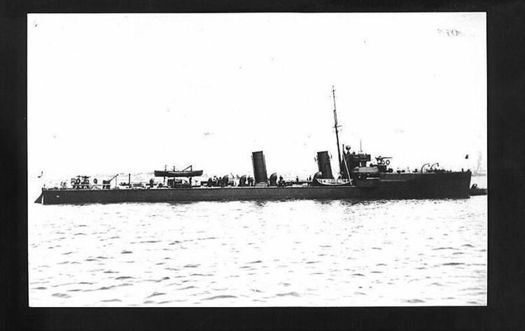 HMS Kennet (1903) httpsuploadwikimediaorgwikipediacommonsbb