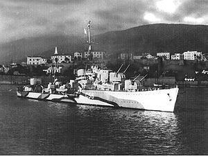 HMS Lightning (G55) httpsuploadwikimediaorgwikipediacommonsthu