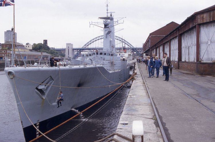 HMS Londonderry (F108) F108 HMS Londonderry by omick on DeviantArt