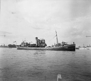 HMS Moonstone (T90) httpsuploadwikimediaorgwikipediacommonsthu