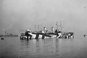 HMS Nairana (1917) httpsuploadwikimediaorgwikipediacommonsthu