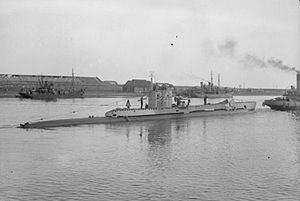 HMS P47 httpsuploadwikimediaorgwikipediacommonsthu
