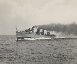 HMS Racehorse (1900) httpsuploadwikimediaorgwikipediacommonsthu