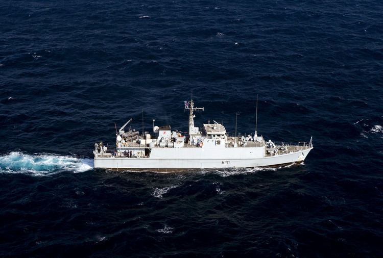 HMS Ramsey (M110) FileUS Navy 110816NYX920055 The Royal Navy mine countermeasures