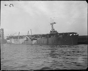 HMS Vindex (D15) httpsuploadwikimediaorgwikipediacommonsthu