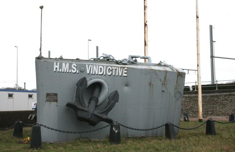 HMS Vindictive (1897) FileHMS Vindictive War Memorial 10001jpg Wikimedia Commons