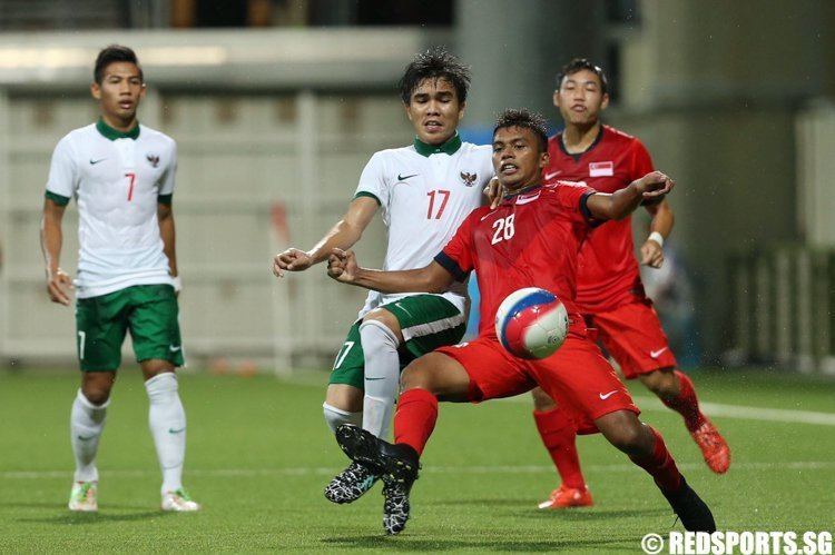 Ho Wai Loon SEA Games Football Ho Wai Loon sent off as Singapore fail to