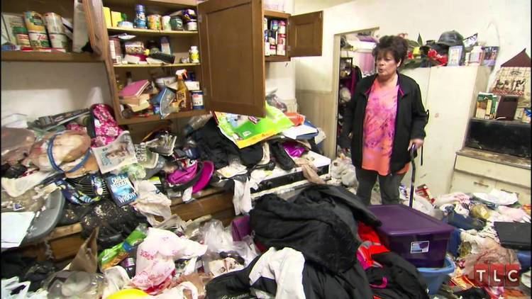 Hoarding: Buried Alive Hoarder Denise39s House Tour Hoarding Buried Alive YouTube