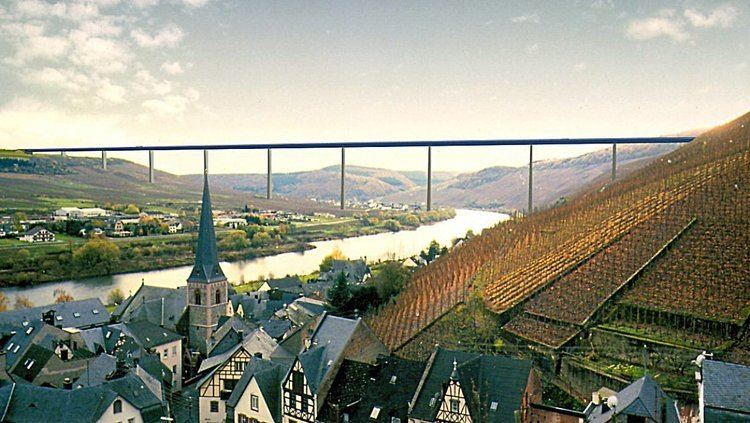 Hochmoselbrücke Riesenprojekt verschlingt Millionen Bau der Hochmoselbrcke