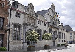Hof van Savoye httpsuploadwikimediaorgwikipediacommonsthu