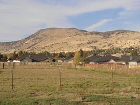 Hogback Mountain (Klamath County, Oregon) httpsuploadwikimediaorgwikipediacommonsthu