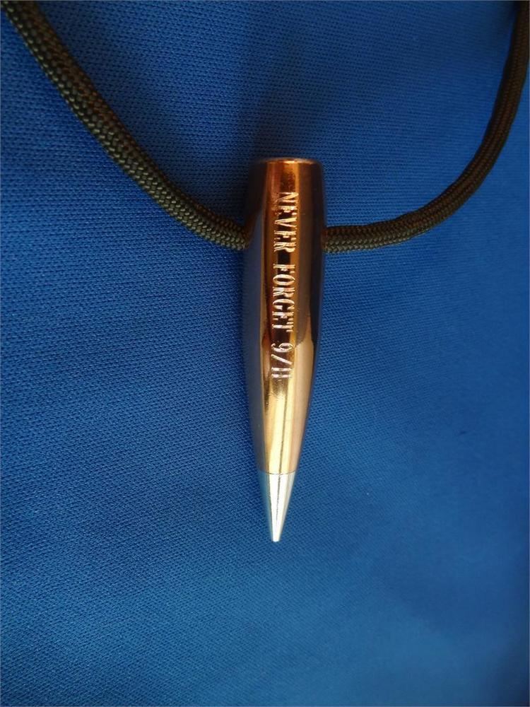 Hog's tooth Hog39s Tooth Replicas Bullet NecklaceProjectile Necklace High
