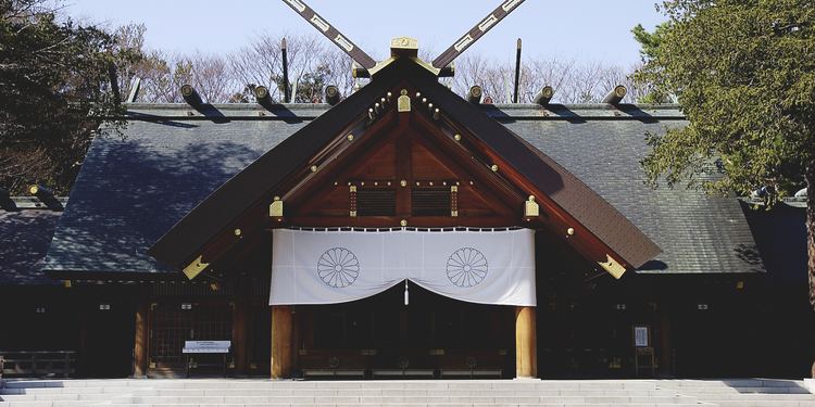 Hokkaidō Shrine Hokkaido Shrine the shrine of Maruyama comes alive during flower