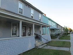 Holden-Leonard Workers Housing Historic District httpsuploadwikimediaorgwikipediacommonsthu