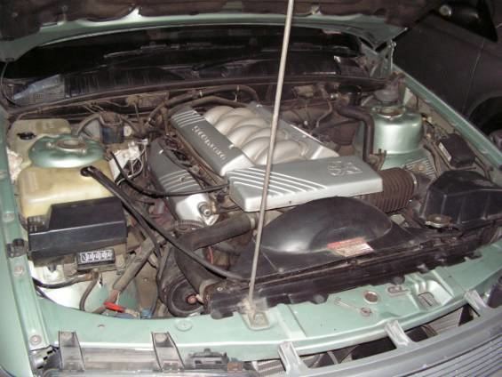 Holden V8 engine