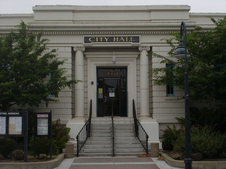 Hollister Carnegie Library