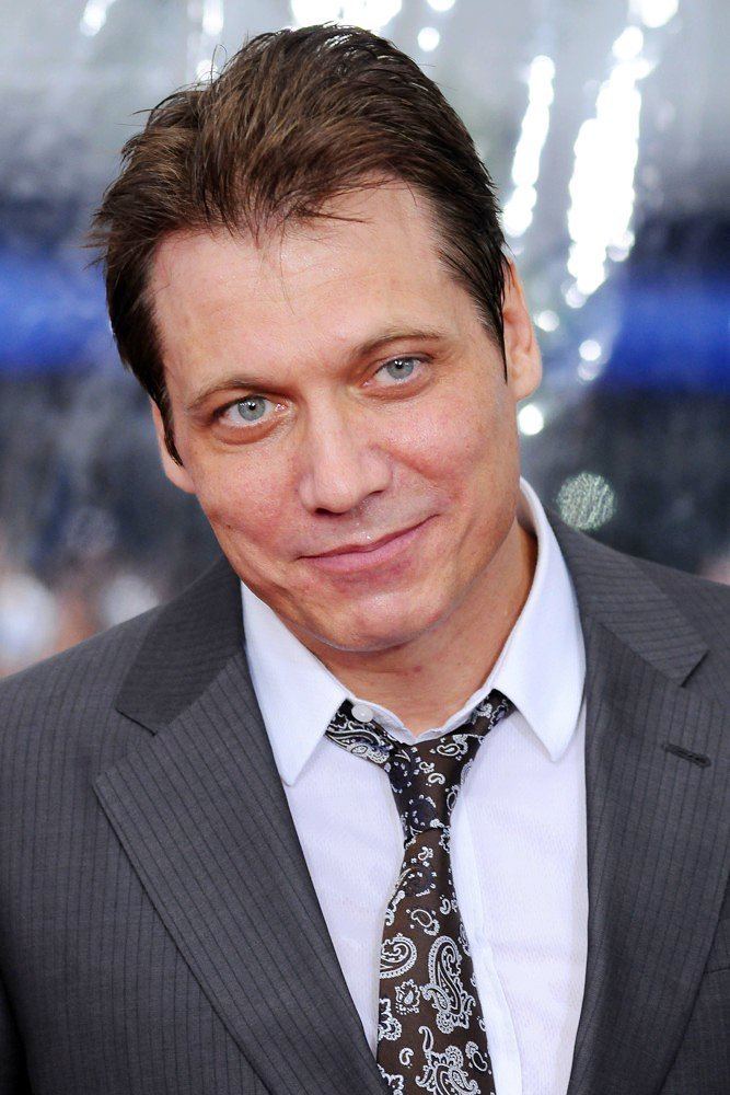 Holt McCallany Holt McCallany profile Famous people photo catalog