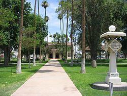 Holtville, California httpsuploadwikimediaorgwikipediacommonsthu