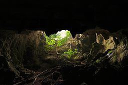 Holy Boy's Cave httpsuploadwikimediaorgwikipediacommonsthu