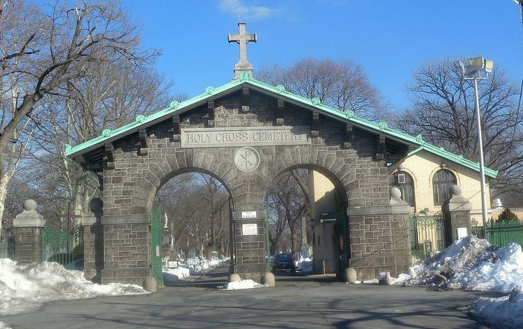 Holy Cross Cemetery, Brooklyn