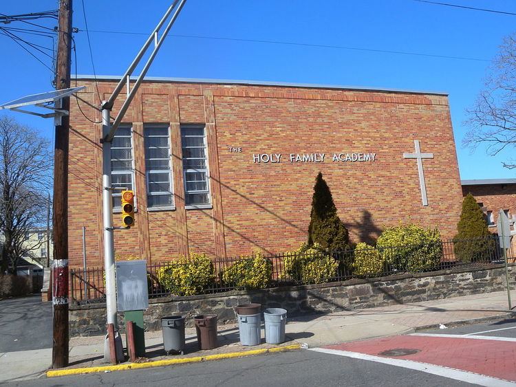 Holy Family Academy (Bayonne, New Jersey)