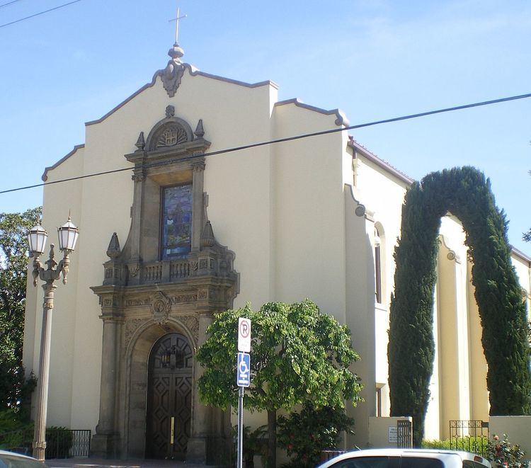 Holy Family Catholic Church (Glendale, California)