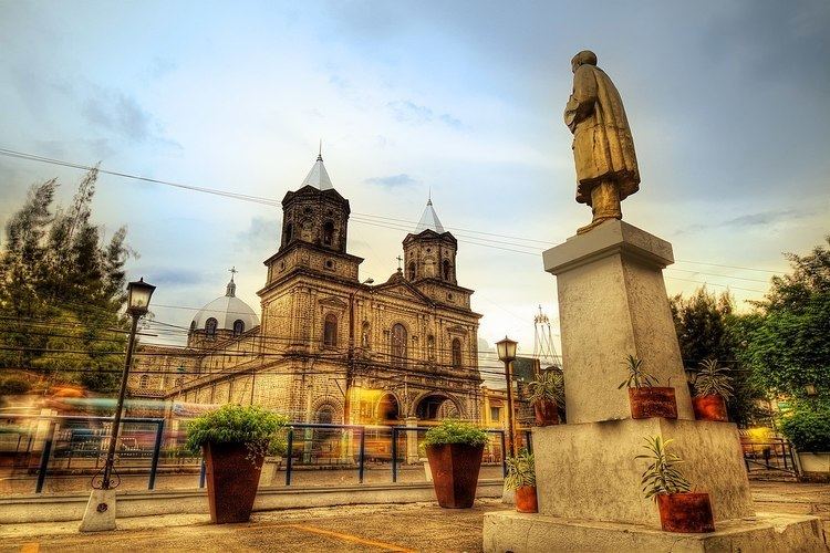 Holy Rosary Parish Church (Angeles)