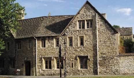 Holywell Manor, Oxford httpsuploadwikimediaorgwikipediaen001Hol