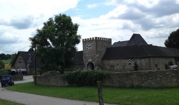Holzheim Castle (Langerwehe) httpsimggeocachingcomcachelarge94cc3b6b21