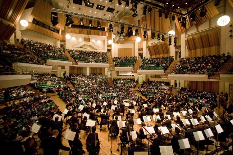 Hong Kong Philharmonic Orchestra HK Philharmonic Orchestra finance head embroiled in alleged conflict