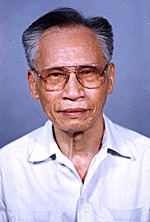 Hoang Minh Chinh httpsuploadwikimediaorgwikipediavi66eHoa