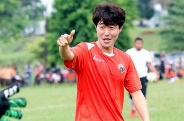Hong Soon-hak Hong Soon Hak Sempat Kaget dengan Sepakbola Indonesia