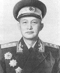 Hong Xuezhi httpsuploadwikimediaorgwikipediacommonsaa