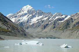 Hooker Glacier (New Zealand) httpsuploadwikimediaorgwikipediacommonsthu