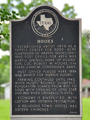 Hooks, Texas wwwtexasescapescomEastTexasTownsHooksTexasHoo