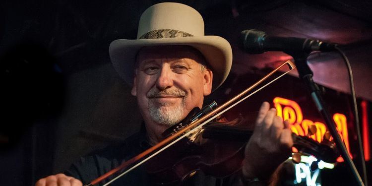 Hoot Hester Fiddle player Hoot Hester dead at 65