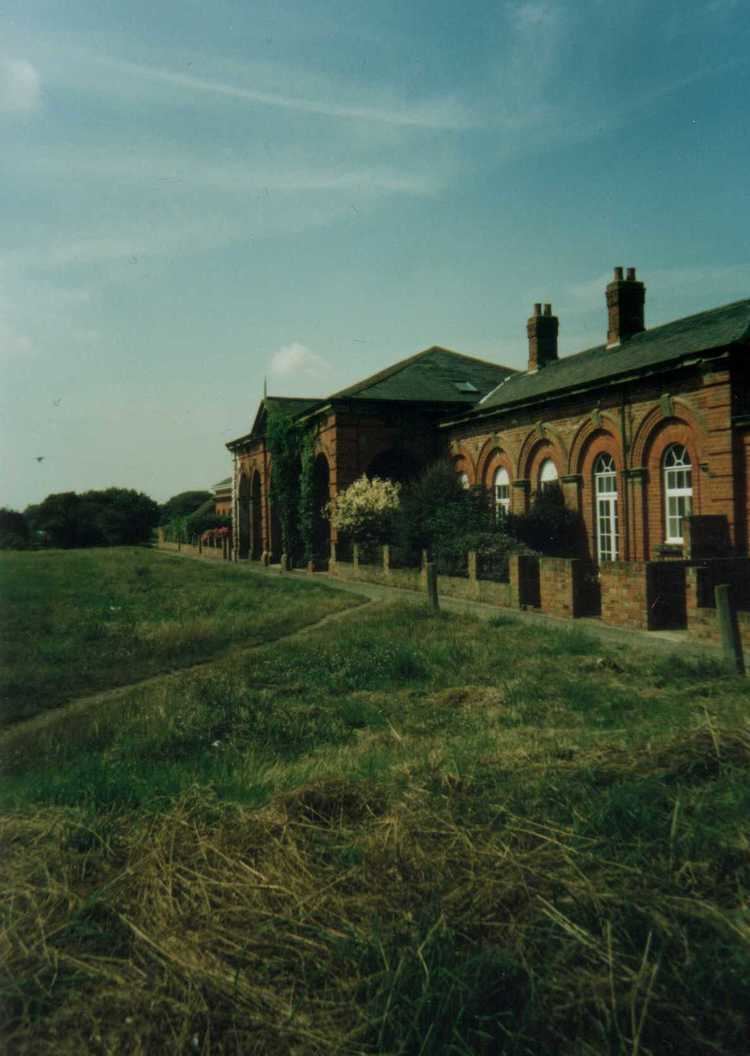 Hornsea Town railway station httpsuploadwikimediaorgwikipediacommonsff