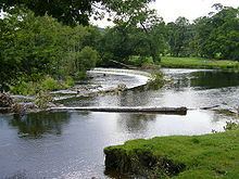 Horseshoe Falls (Wales) httpsuploadwikimediaorgwikipediacommonsthu