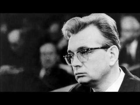 Horst Fischer Auschwitz doctor of medicine MD Horst Fischer footage YouTube