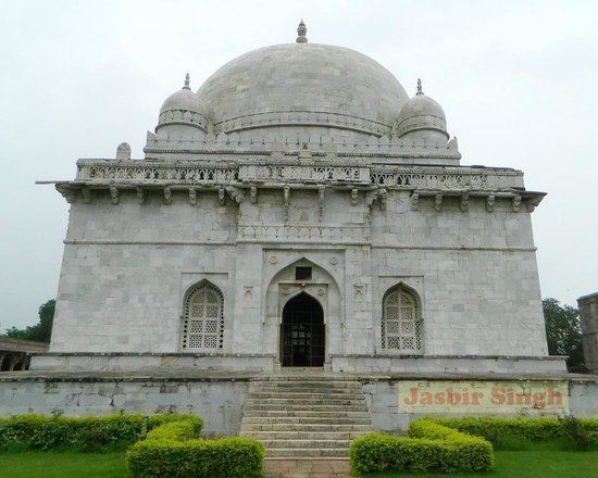 Hoshang Shah Hoshang Shah39s Tomb Mandu TripAdvisor