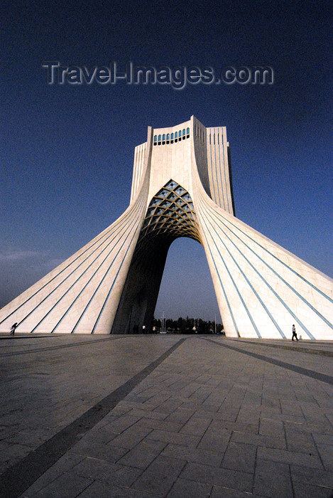 Hossein Amanat Iran Tehran Shahyaad Monument Azadi square designed by Bah