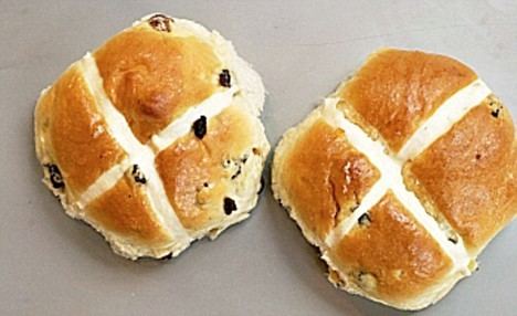 Hot cross bun After 2000 years people of St Albans claim the hot cross bun as