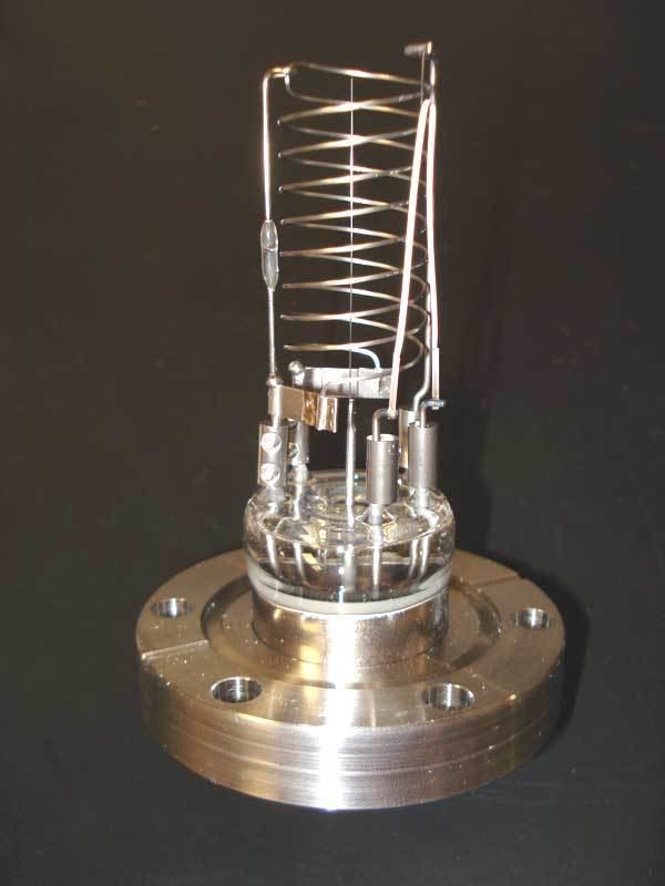 Hot-filament ionization gauge