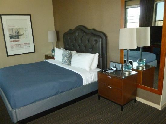Hotel Durant King bed Picture of Hotel Durant Berkeley TripAdvisor