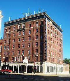 Hotel Tallcorn httpsuploadwikimediaorgwikipediacommonsthu