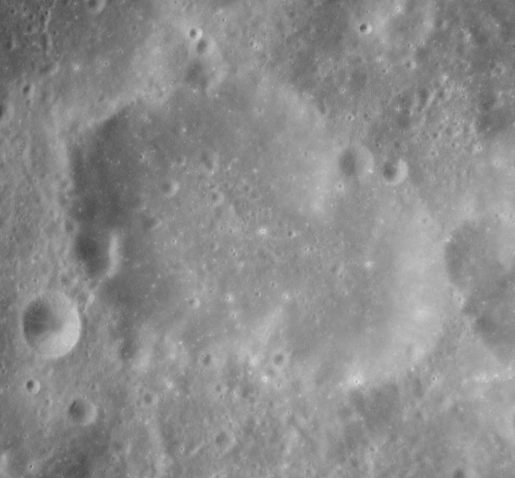Houtermans (crater)