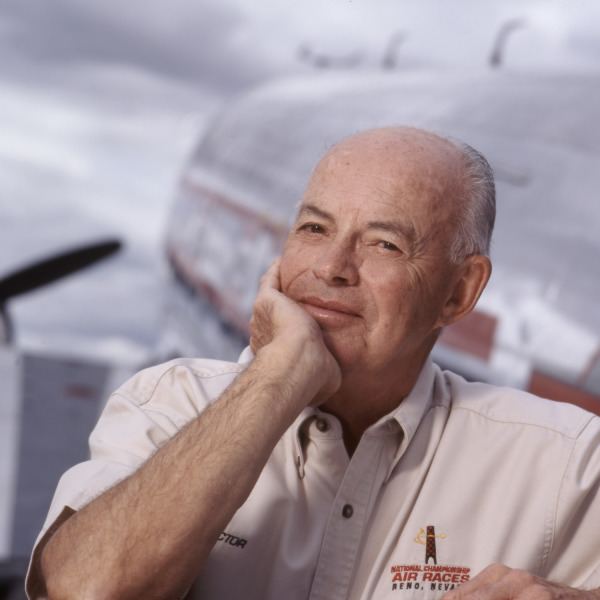 Howard Putnam Howard Putnam What Makes Southwest Airlines Different SpeakersOffice