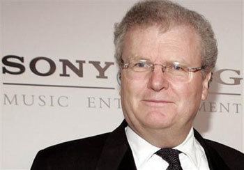Howard Stringer Sir Martin Sorrell backs former Sony CEO Sir Howard