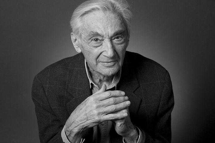 Howard Zinn Howard Zinn and a Real People39s History of the United